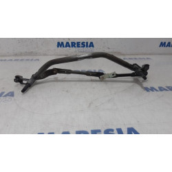 Peugeot - 207 - Wiper mechanism