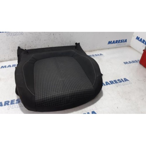 Peugeot - 308 - Sitz Verkleidung links