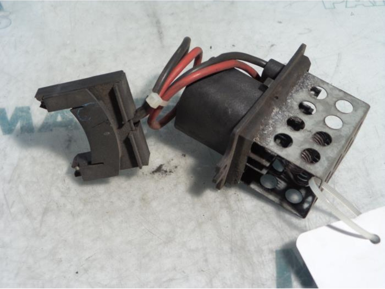 Renault - Kangoo - Heater resistor