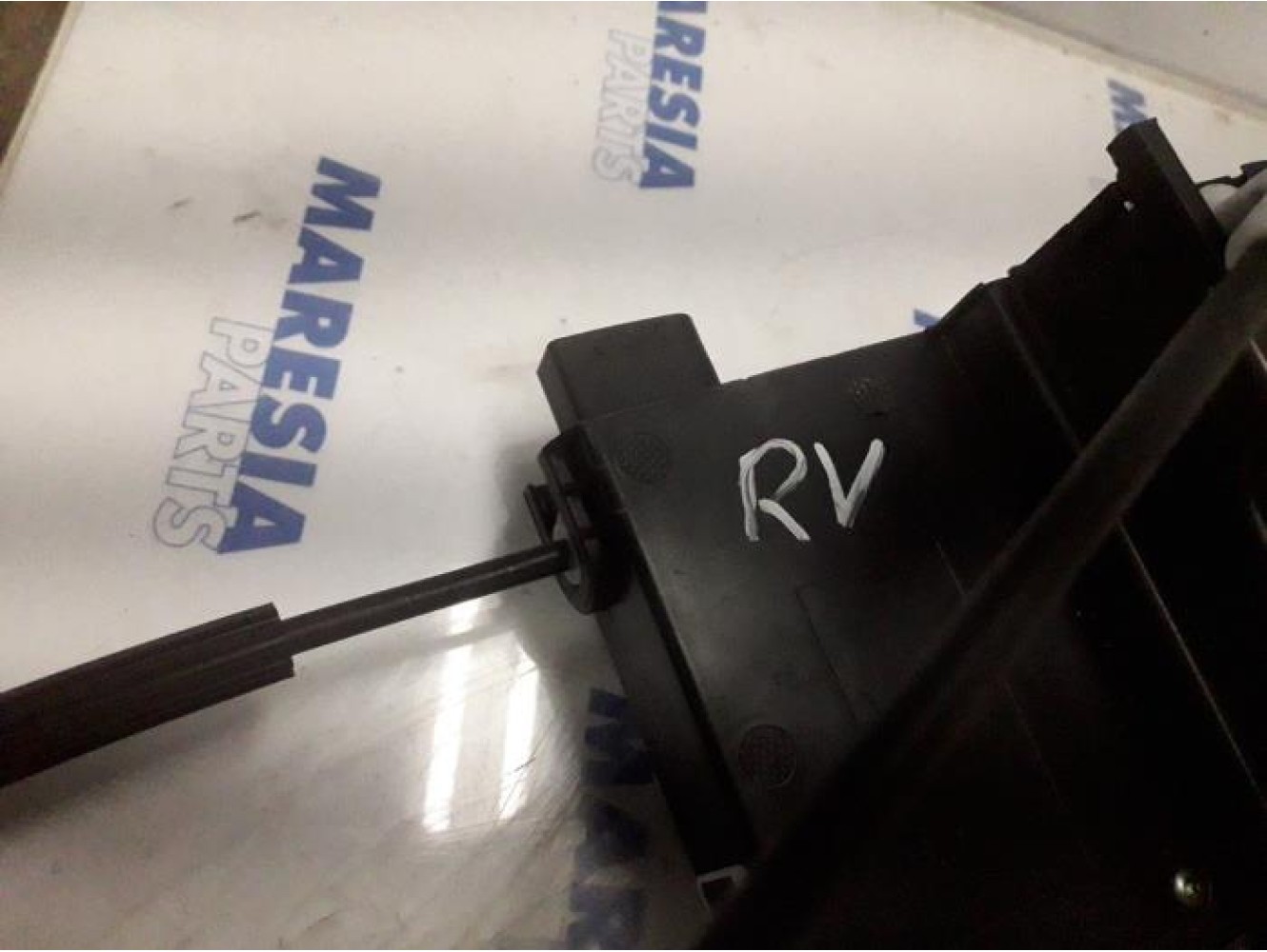 Peugeot - 308 - Front door lock mechanism 4-door, right