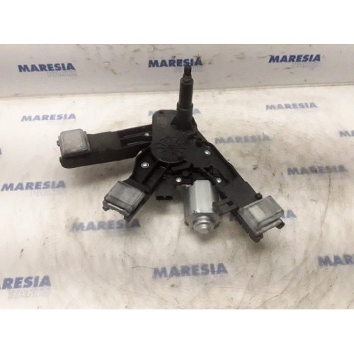 Peugeot - 308 - Rear wiper motor