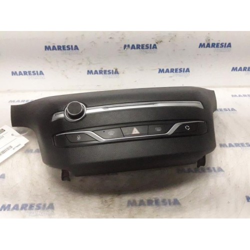Peugeot - 308 - Radio