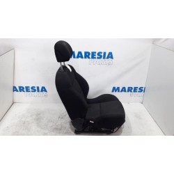 Peugeot - 207 - Sitz links