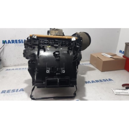 Peugeot - 207 - Heater housing