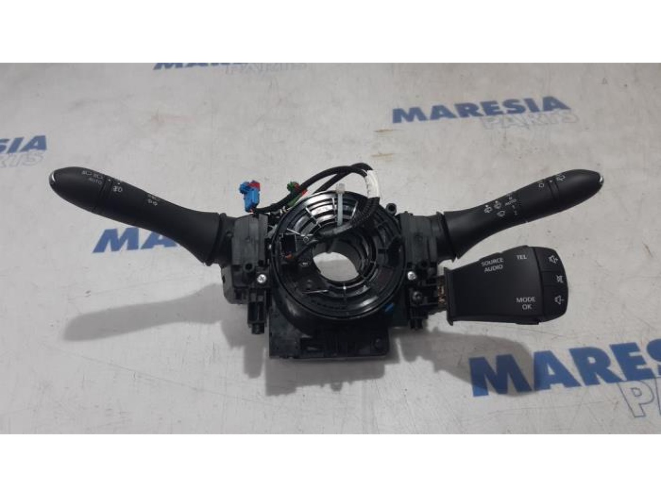 Renault - Megane - Steering column stalk