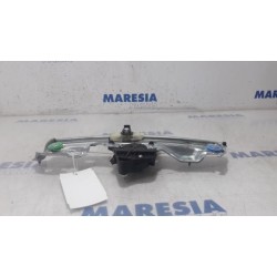 Renault - Megane - Rear door window mechanism 4-door, right