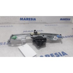 Renault - Megane - Rear door window mechanism 4-door, right