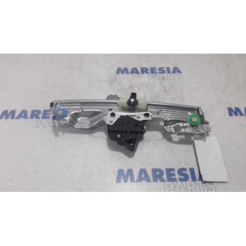 Renault - Megane - Ruitmechaniek 4Deurs links-achter