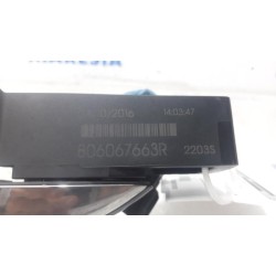 Renault - Megane - Front door handle 4-door, right