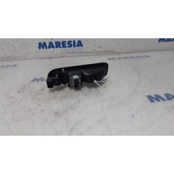Renault - Twingo - Multi-functional window switch