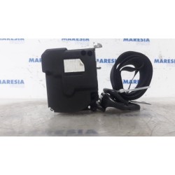 Renault - Twingo - Front seatbelt, right