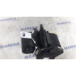 Renault - Twingo - Front seatbelt, right