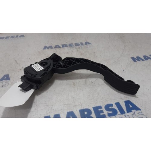 Peugeot - 207 - Gaspedaalpositie Sensor