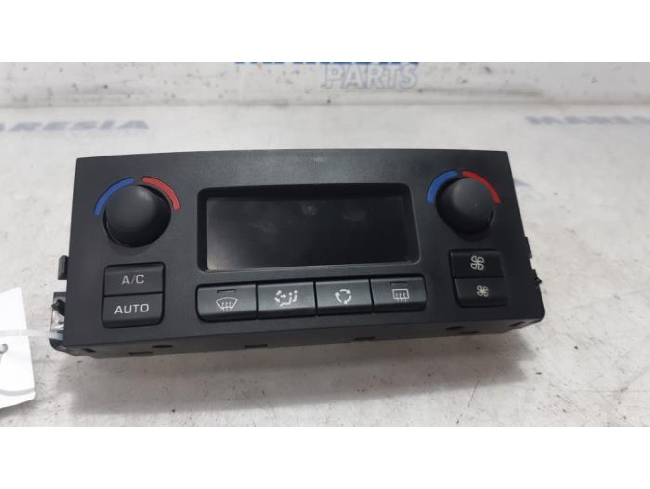 Peugeot - 207 - Heater control panel