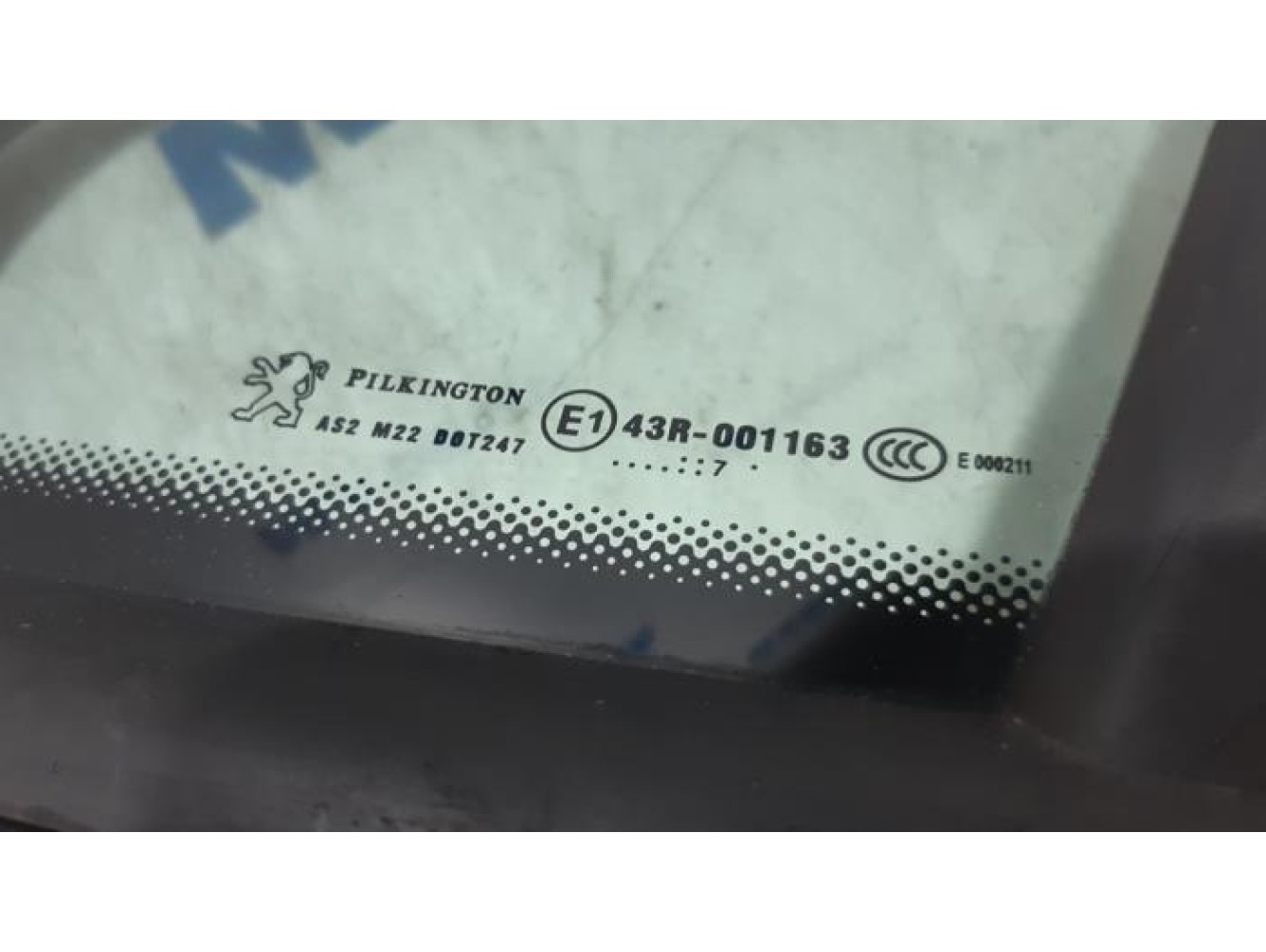 Peugeot - 207 - Driehoeks Ruit links-voor