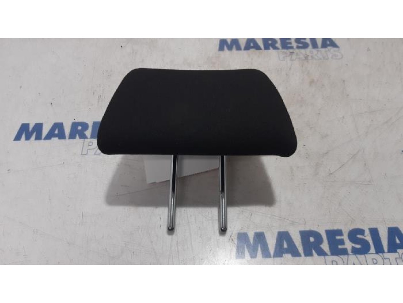Peugeot - 207 - Headrest