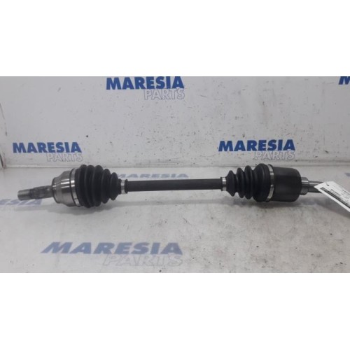 Peugeot - 207 - Front drive shaft, left