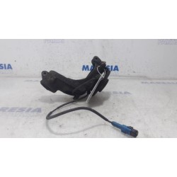 Peugeot - 207 - Knuckle, front right