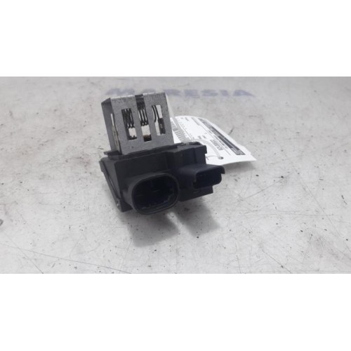 Peugeot - 207 - Cooling fan resistor