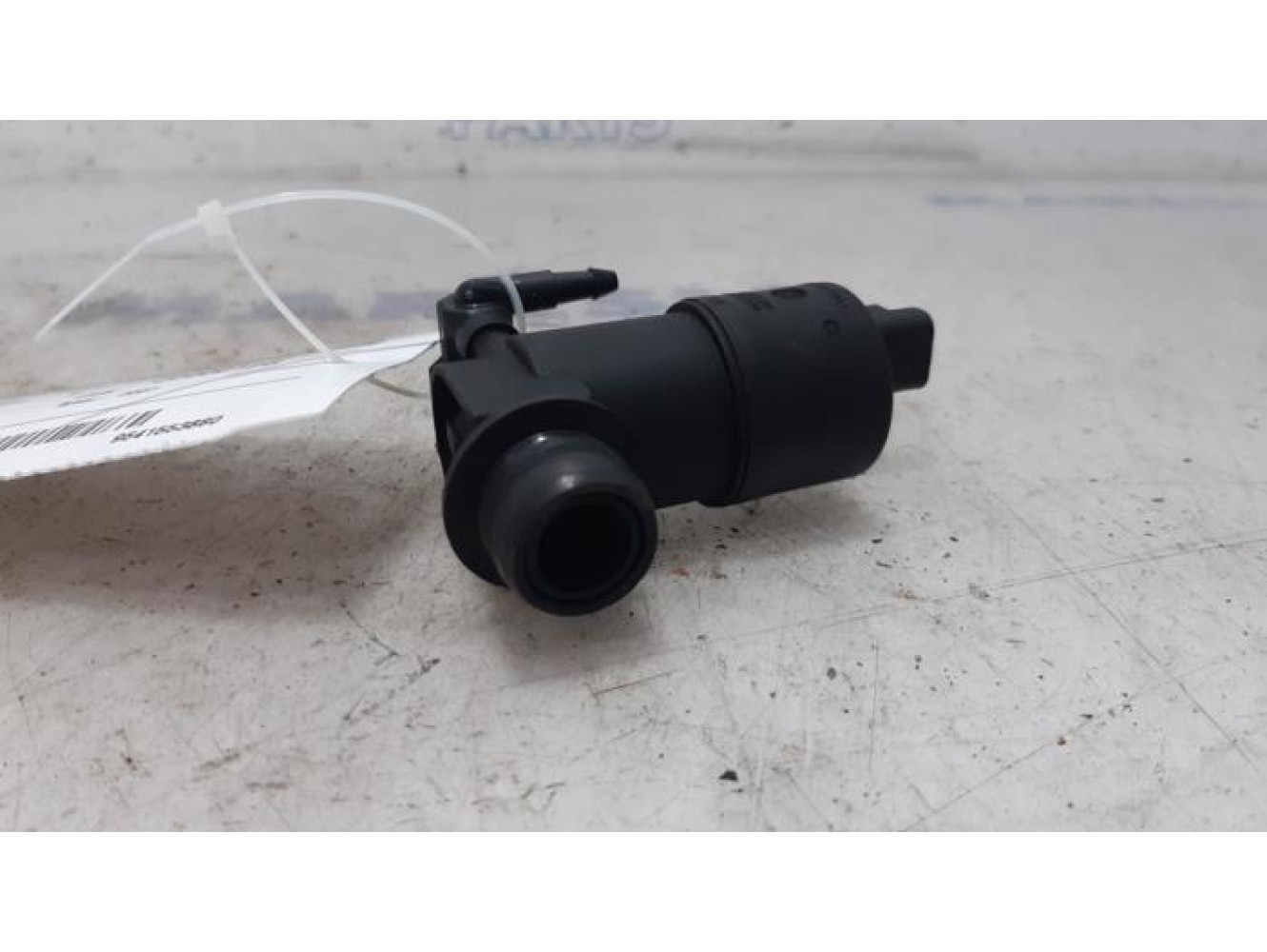 Peugeot - 207 - Scheibensprüherpumpe vorne