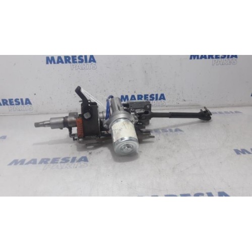 Renault - Twingo - Steering column housing