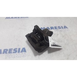 Renault - Twingo - Front brake calliper, right