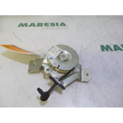 Peugeot - 3008 - Tailgate hinge