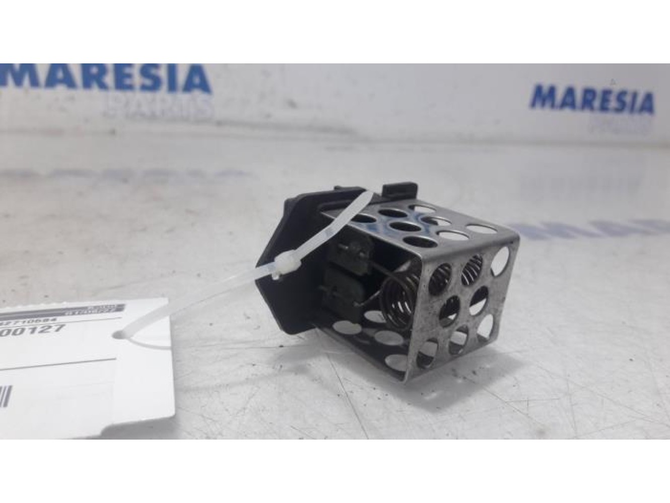 Renault - Twingo - Cooling fan resistor