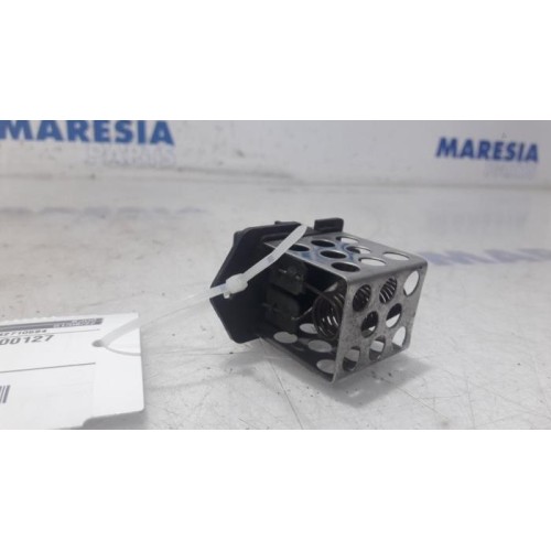Renault - Twingo - Cooling fan resistor