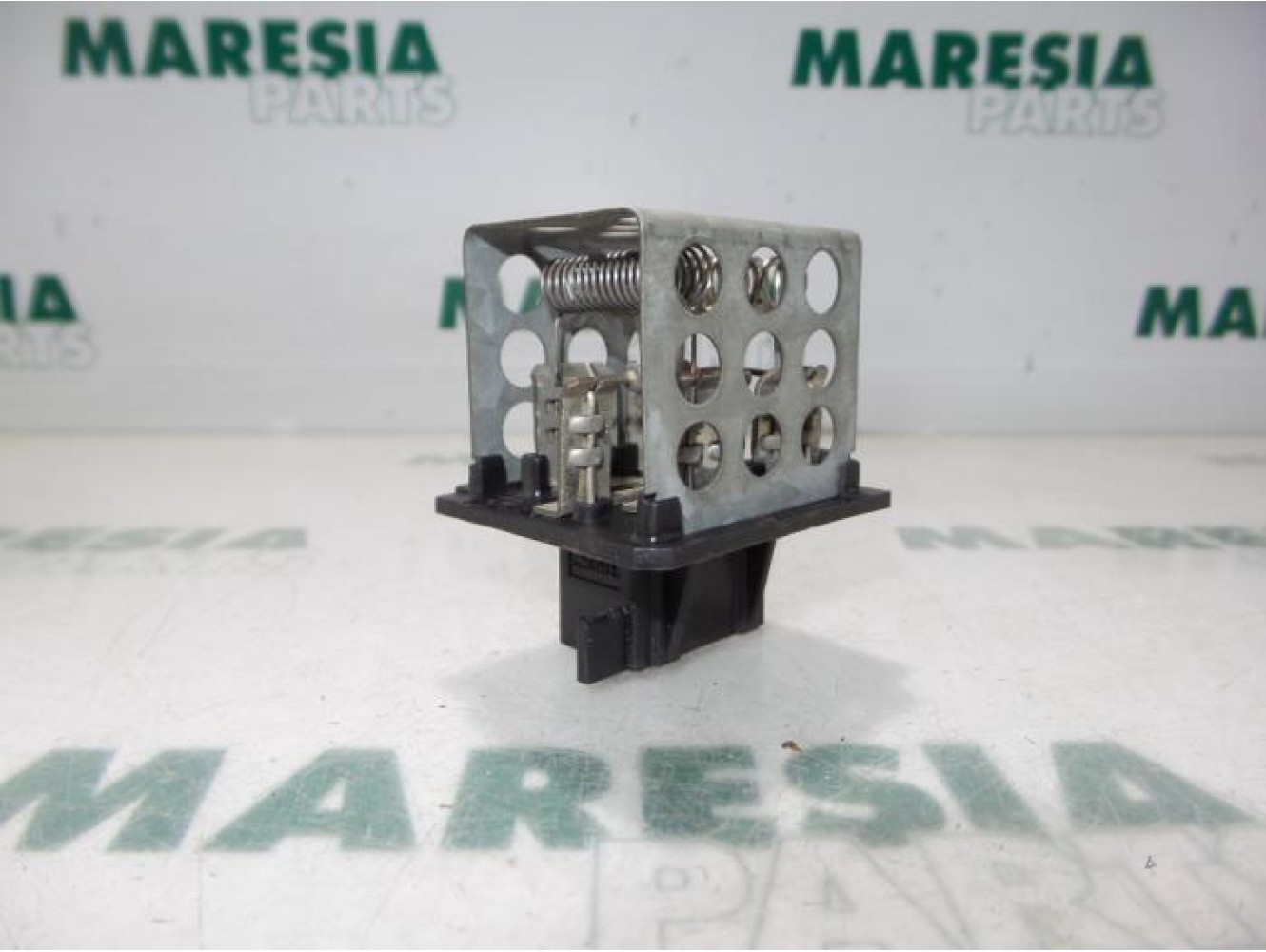 Peugeot - 206 - Heater resistor