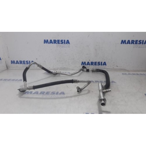 Renault - Megane - Air conditioning line