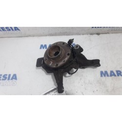 Renault - Megane - Knuckle, front left