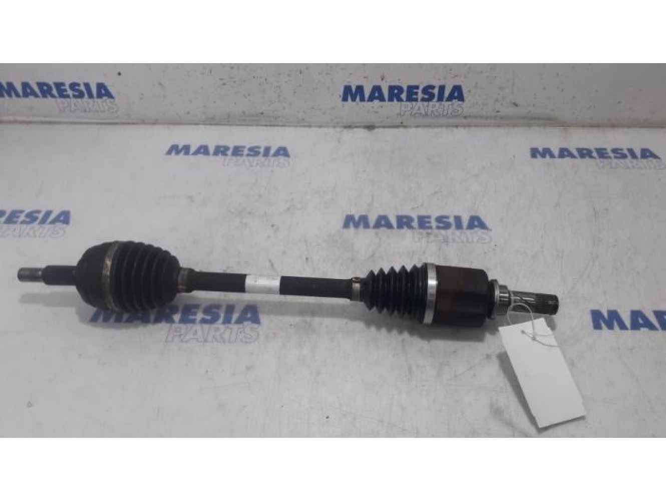 Renault - Megane - Aandrijfas links-voor