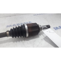 Renault - Megane - Aandrijfas links-voor