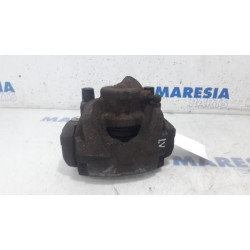 Renault - Megane - Front brake calliper, left