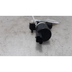 Renault - Megane - Scheibensprüherpumpe vorne