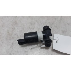 Renault - Megane - Scheibensprüherpumpe vorne