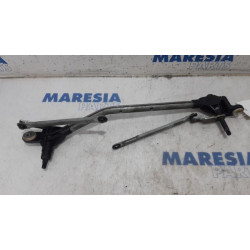 Renault - Megane - Wiper mechanism