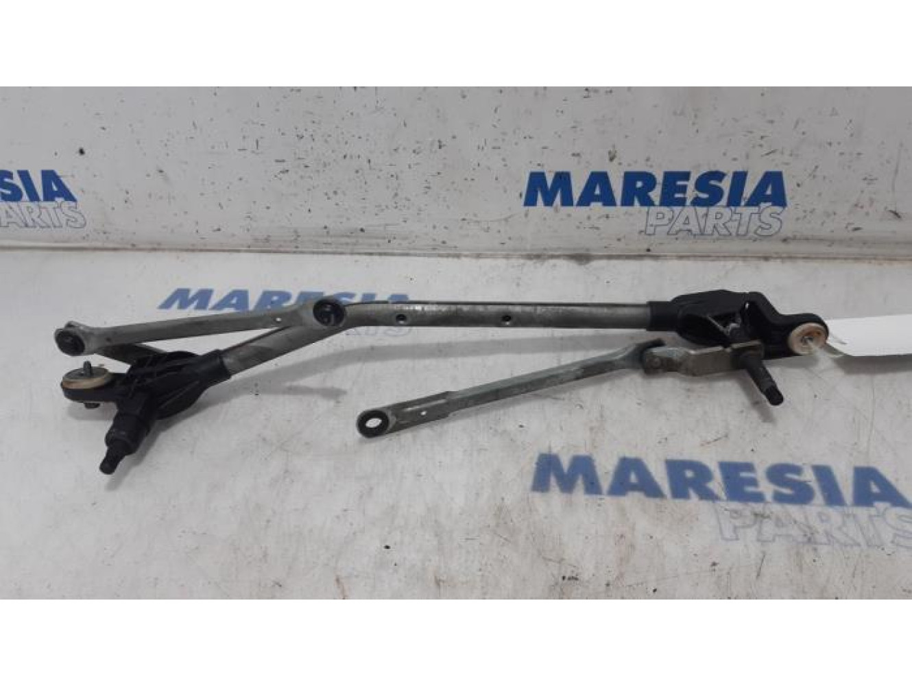Renault - Megane - Wiper mechanism
