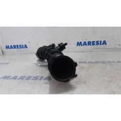 Renault - Megane - Air intake hose