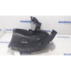 Renault - Megane - Wheel arch liner
