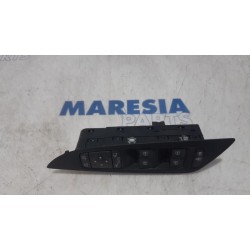 Renault - Espace - Multi-functional window switch