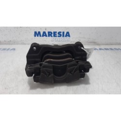 Renault - Grand Scenic - Front brake calliper, left