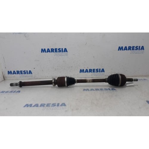 Renault - Grand Scenic - Front drive shaft, right
