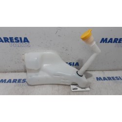 Renault - Grand Scenic - Front windscreen washer reservoir
