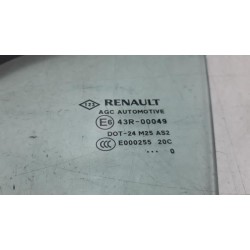 Renault - Grand Scenic - Quarter light, front left