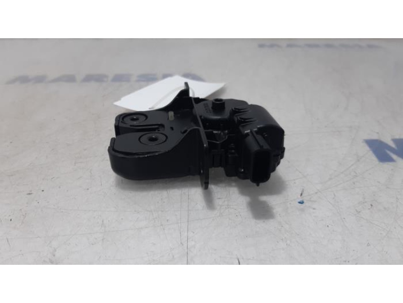 Renault - Grand Scenic - Tailgate lock mechanism