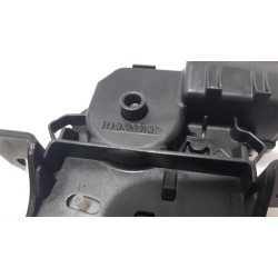 Renault - Grand Scenic - Tailgate lock mechanism
