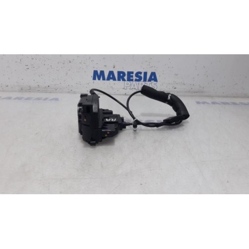 Renault - Grand Scenic - Rear door mechanism 4-door, right