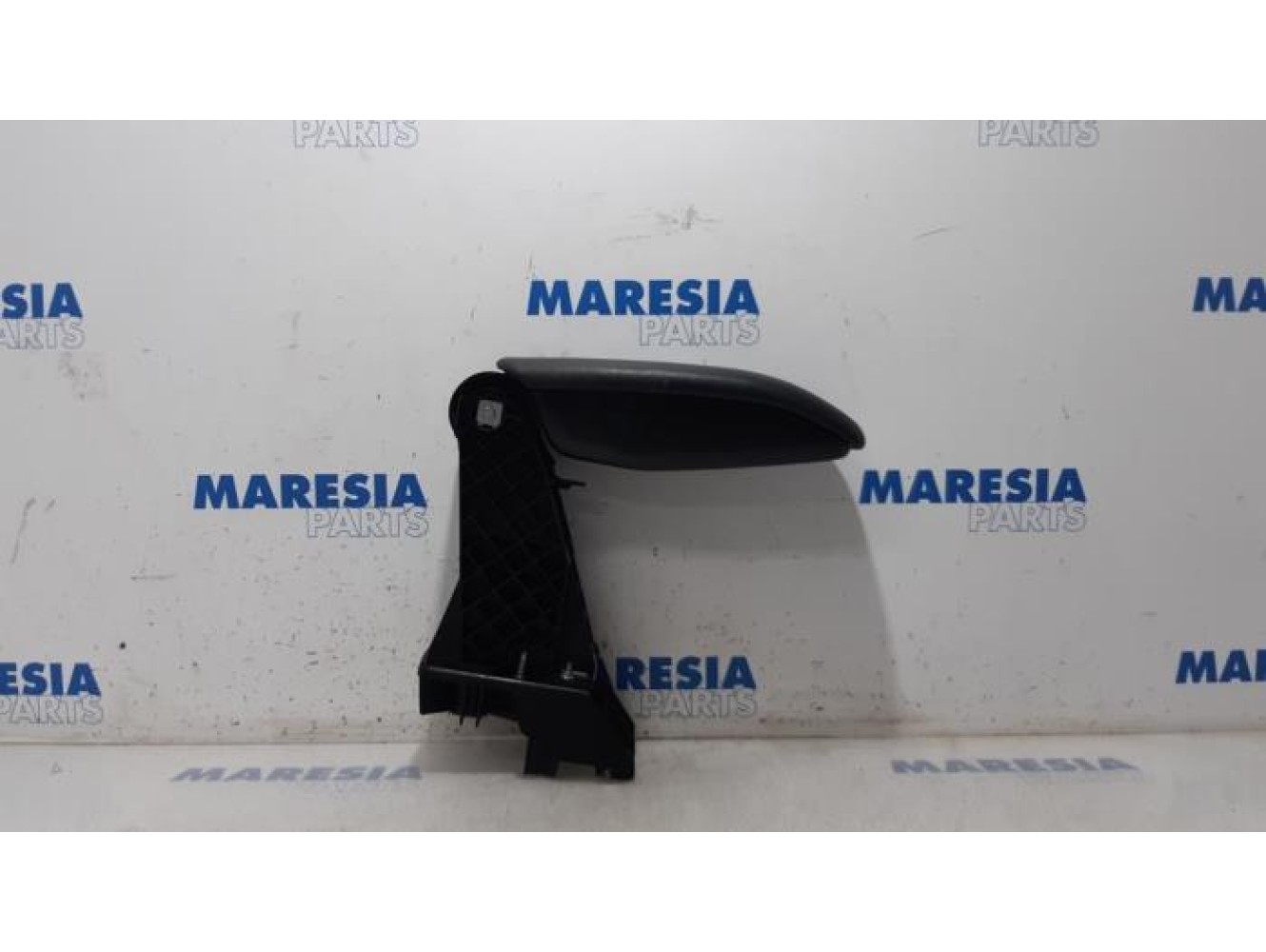 Citroen - C3 - Armrest